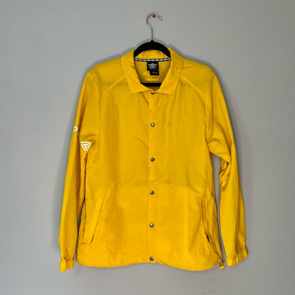 Umbro yellow Coaches Jacket Medium